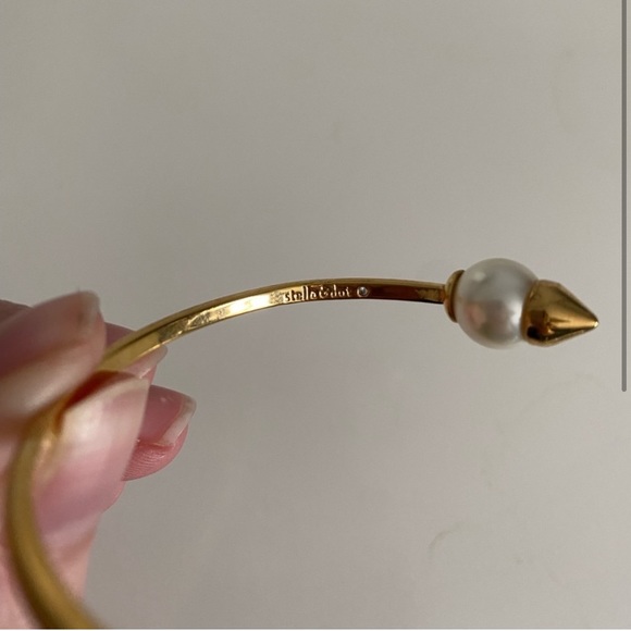 Stella & Dot pearl cuff bracelet - Picture 2 of 4
